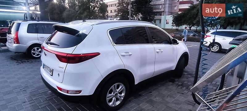 Внедорожник / Кроссовер Kia Sportage 2017 в Хмельницком