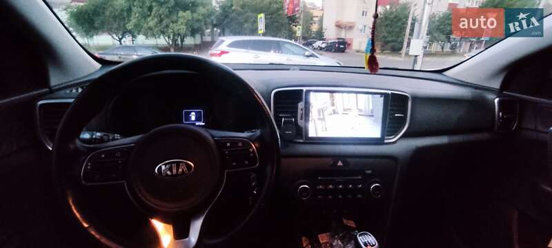 Внедорожник / Кроссовер Kia Sportage 2017 в Хмельницком