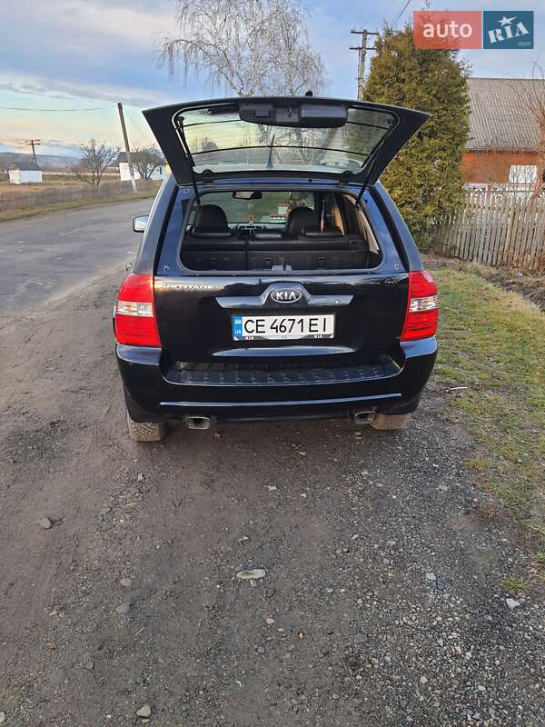 Позашляховик / Кросовер Kia Sportage 2006 в Чернівцях
