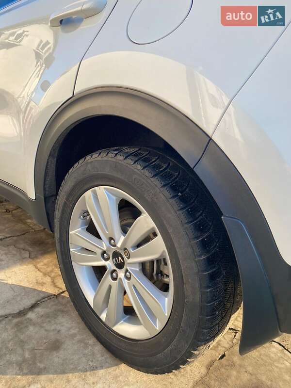 Позашляховик / Кросовер Kia Sportage 2016 в Високопіллі