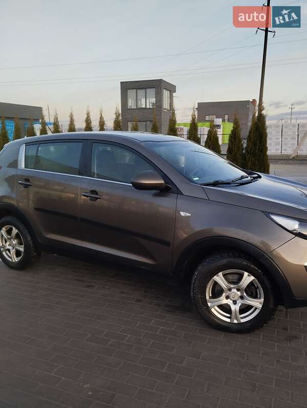 Внедорожник / Кроссовер Kia Sportage 2011 в Львове