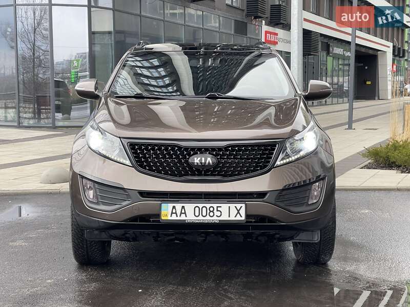 Внедорожник / Кроссовер Kia Sportage 2011 в Киеве