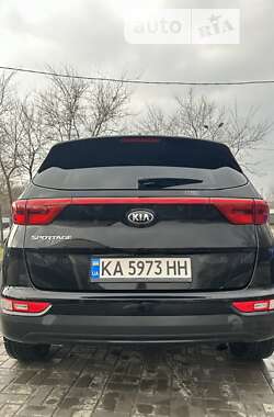 Позашляховик / Кросовер Kia Sportage 2017 в Дніпрі