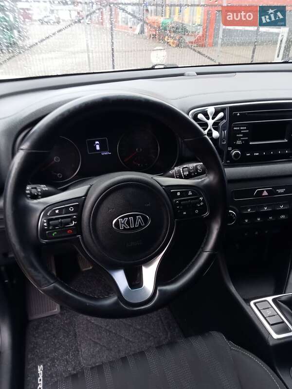 Внедорожник / Кроссовер Kia Sportage 2016 в Ужгороде фото 7 Внедорожник / Кроссовер Kia Sportage 2016 в Ужгороде