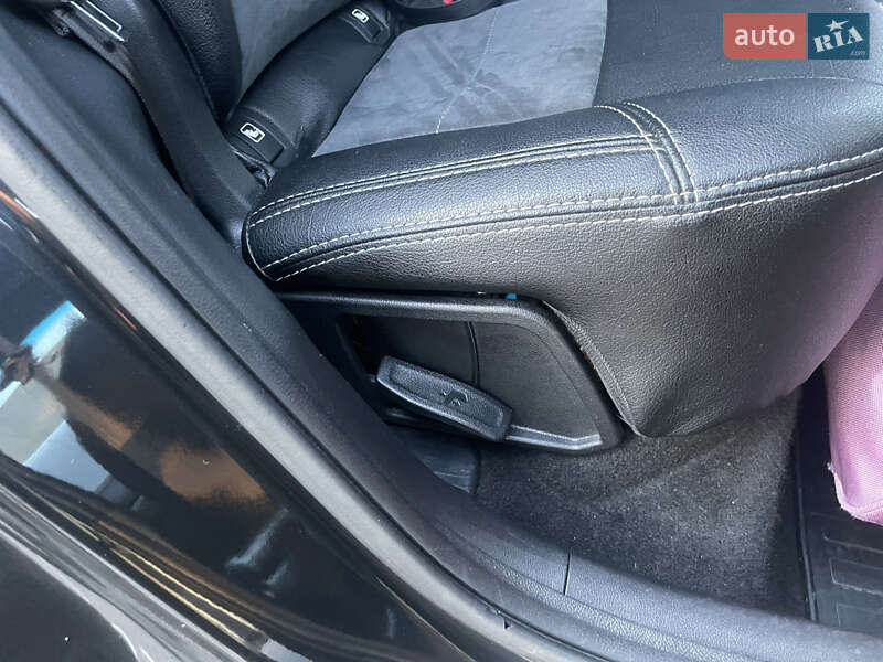 Позашляховик / Кросовер Kia Sportage 2017 в Києві