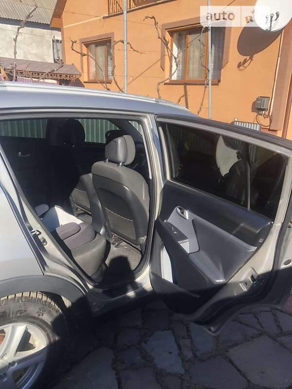 Позашляховик / Кросовер Kia Sportage 2010 в Мукачевому