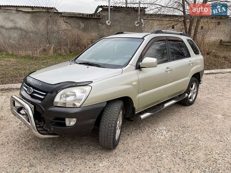 Позашляховик / Кросовер Kia Sportage 2005 в Вознесенську