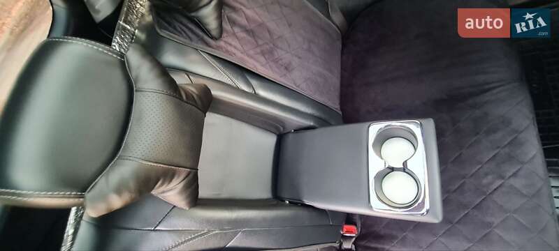 Внедорожник / Кроссовер Kia Sportage 2012 в Дрогобыче