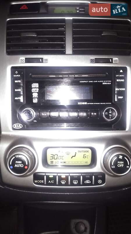 Внедорожник / Кроссовер Kia Sportage 2006 в Ворохте