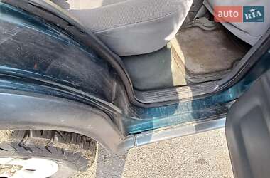 Внедорожник / Кроссовер Kia Sportage 2003 в Ромнах
