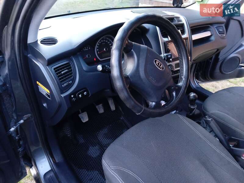 Внедорожник / Кроссовер Kia Sportage 2008 в Рахове