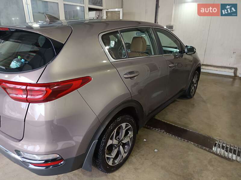 Внедорожник / Кроссовер Kia Sportage 2019 в Стрые