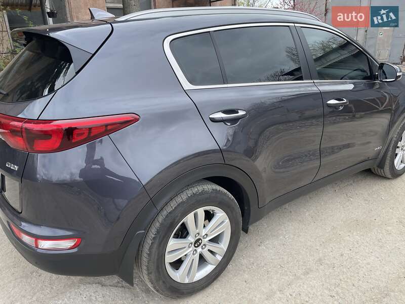 Внедорожник / Кроссовер Kia Sportage 2017 в Ужгороде