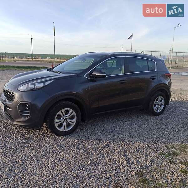 Внедорожник / Кроссовер Kia Sportage 2017 в Тернополе