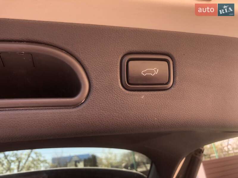 Внедорожник / Кроссовер Kia Sportage 2017 в Черновцах