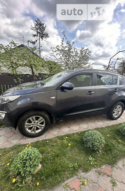 Внедорожник / Кроссовер Kia Sportage 2012 в Золочеве