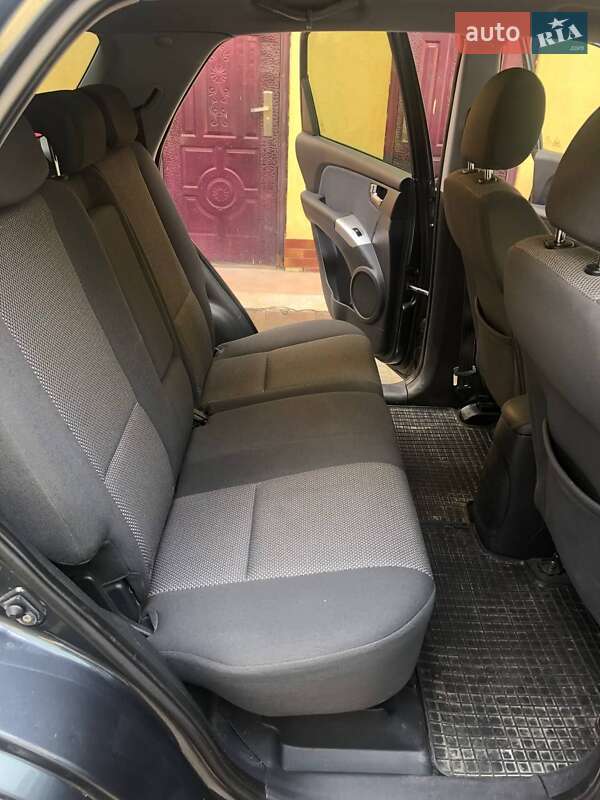 Внедорожник / Кроссовер Kia Sportage 2009 в Старом Самборе