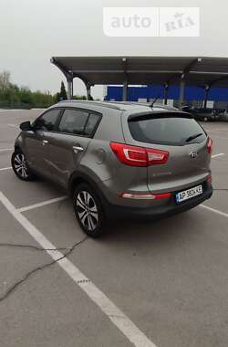 Внедорожник / Кроссовер Kia Sportage 2012 в Запорожье