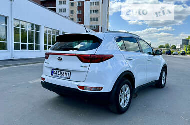 Внедорожник / Кроссовер Kia Sportage 2017 в Киеве