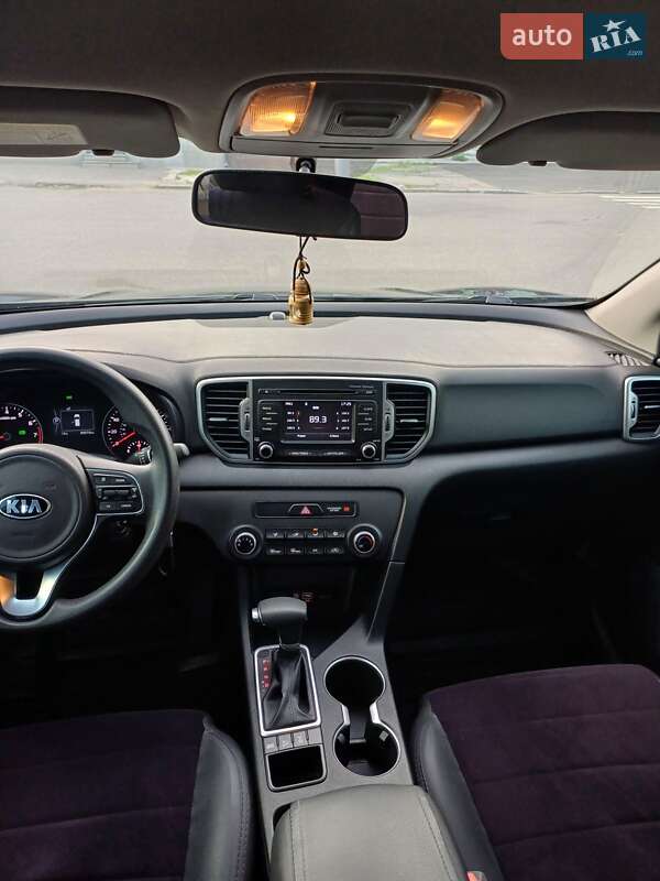 Внедорожник / Кроссовер Kia Sportage 2016 в Харькове