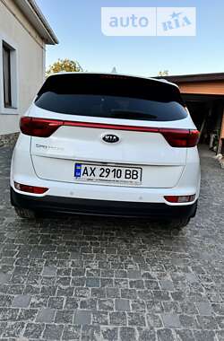 Внедорожник / Кроссовер Kia Sportage 2016 в Харькове