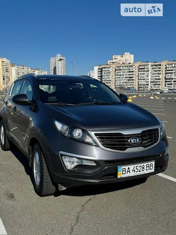 Внедорожник / Кроссовер Kia Sportage 2013 в Киеве