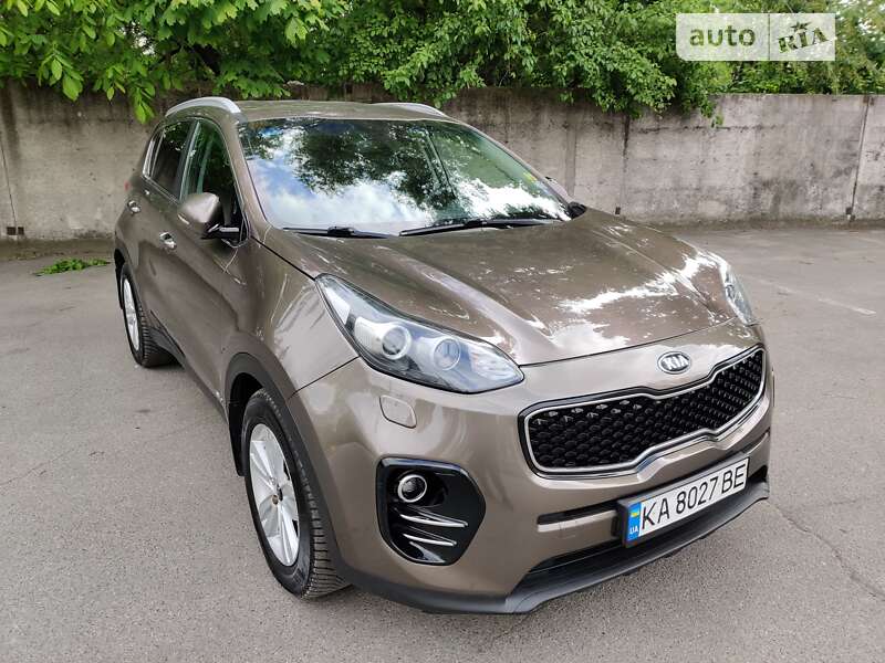 Внедорожник / Кроссовер Kia Sportage 2016 в Киеве