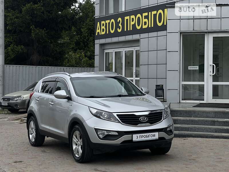 Позашляховик / Кросовер Kia Sportage 2011 в Полтаві