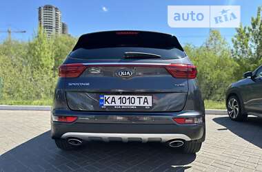 Внедорожник / Кроссовер Kia Sportage 2016 в Киеве