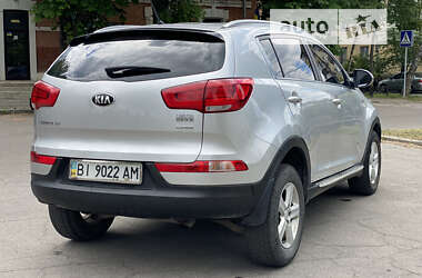 Внедорожник / Кроссовер Kia Sportage 2015 в Полтаве