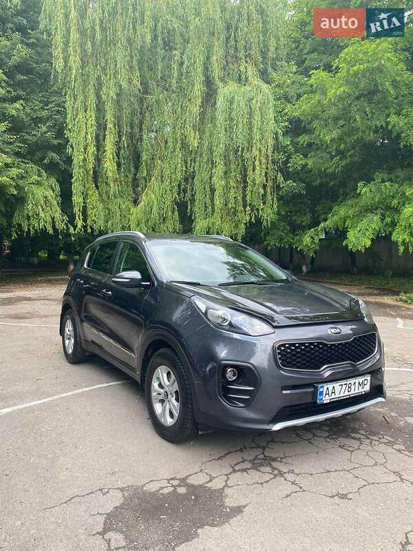 Внедорожник / Кроссовер Kia Sportage 2016 в Казатине