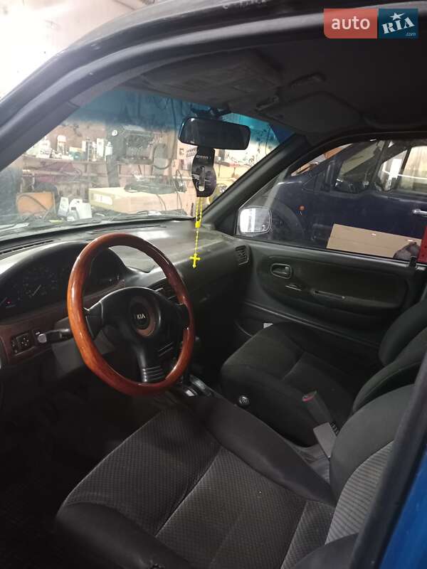 Позашляховик / Кросовер Kia Sportage 1997 в Києві