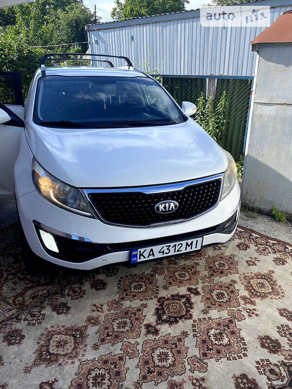 Внедорожник / Кроссовер Kia Sportage 2015 в Киеве