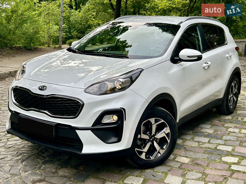 Внедорожник / Кроссовер Kia Sportage 2021 в 