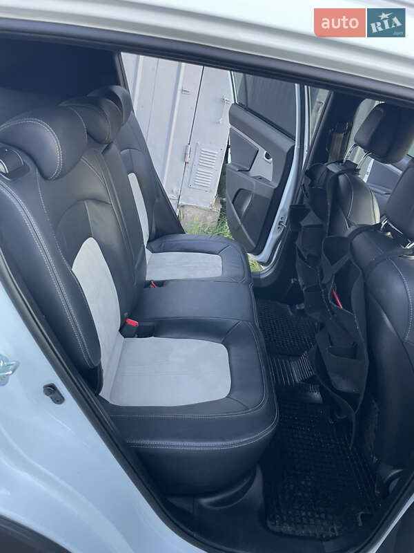 Позашляховик / Кросовер Kia Sportage 2015 в Львові