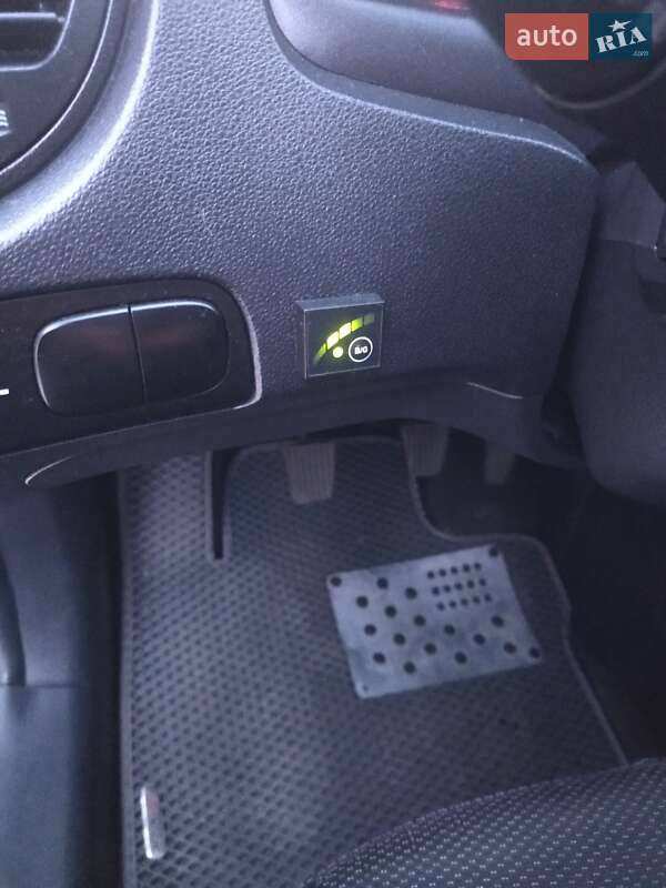 Внедорожник / Кроссовер Kia Sportage 2008 в Корсуне-Шевченковском