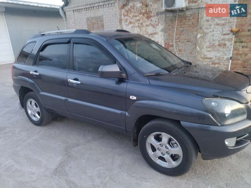 Внедорожник / Кроссовер Kia Sportage 2008 в Корсуне-Шевченковском