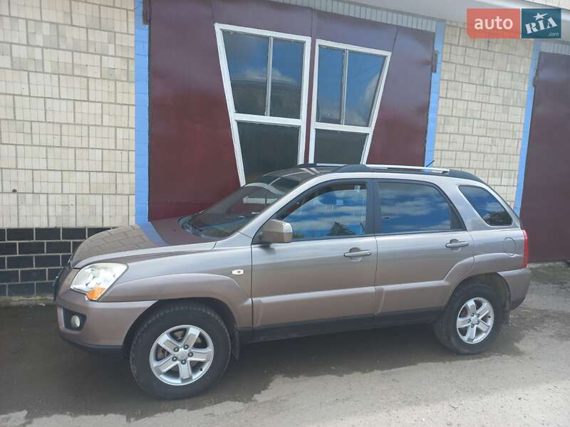 Внедорожник / Кроссовер Kia Sportage 2010 в Шаргороде