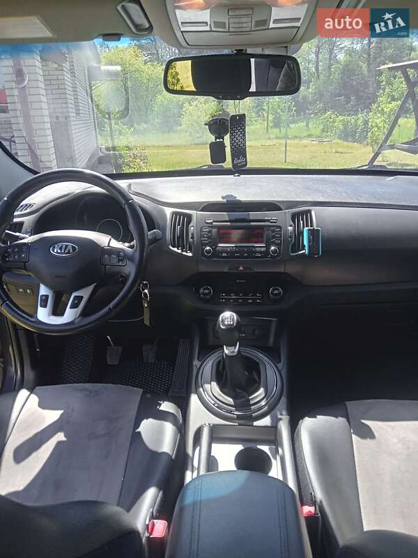 Внедорожник / Кроссовер Kia Sportage 2012 в Ратным