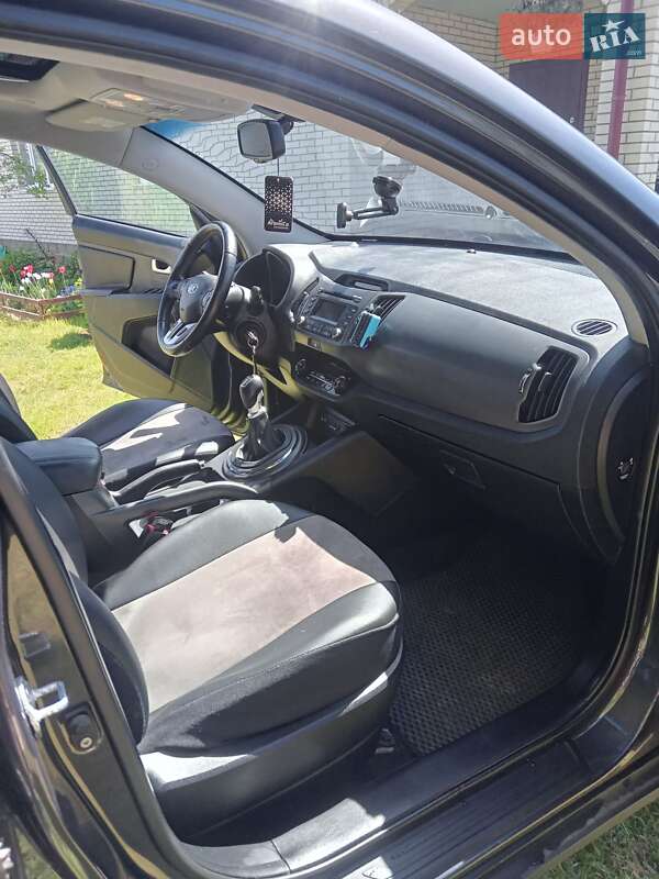 Внедорожник / Кроссовер Kia Sportage 2012 в Ратным