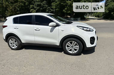 Позашляховик / Кросовер Kia Sportage 2015 в Одесі