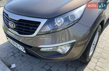 Позашляховик / Кросовер Kia Sportage 2012 в Стрию