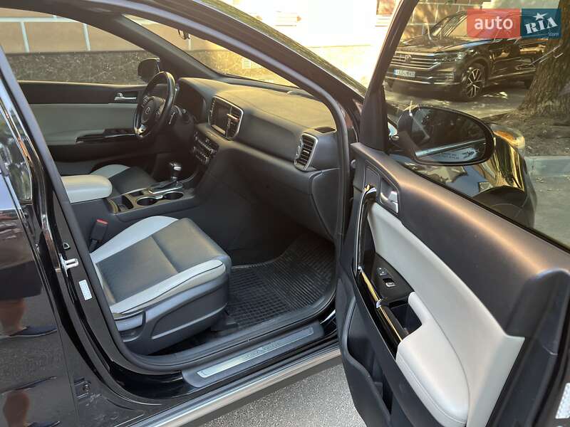 Внедорожник / Кроссовер Kia Sportage 2018 в Харькове