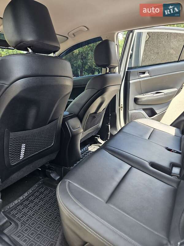 Внедорожник / Кроссовер Kia Sportage 2017 в Кривом Роге