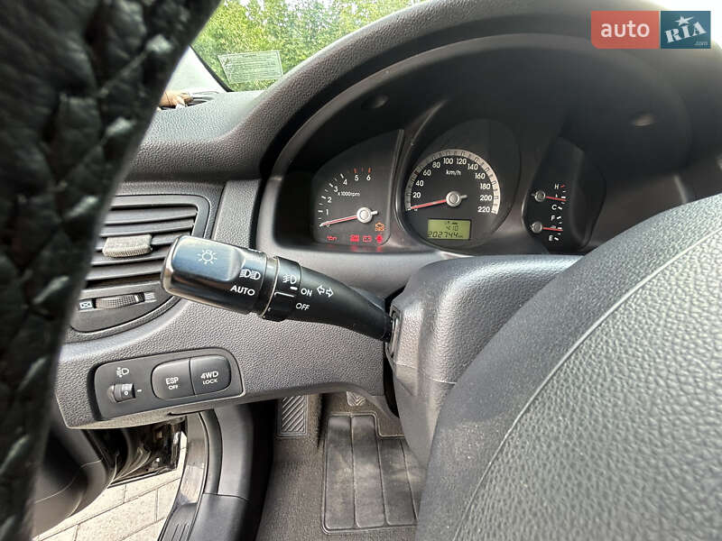 Внедорожник / Кроссовер Kia Sportage 2005 в Тернополе