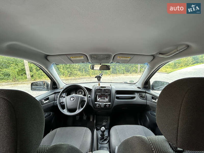 Внедорожник / Кроссовер Kia Sportage 2005 в Тернополе