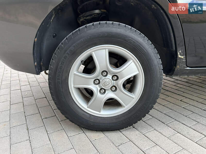 Внедорожник / Кроссовер Kia Sportage 2005 в Тернополе