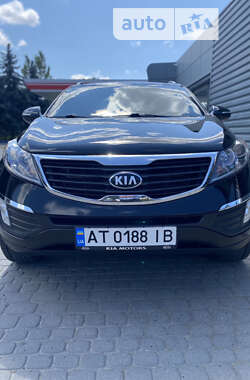 Внедорожник / Кроссовер Kia Sportage 2013 в Ивано-Франковске