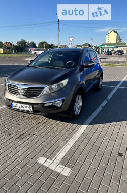 Внедорожник / Кроссовер Kia Sportage 2010 в Стрые