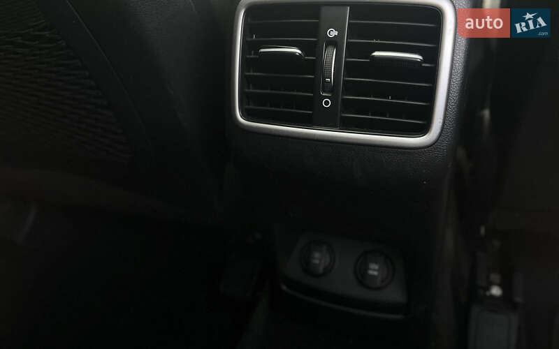 Внедорожник / Кроссовер Kia Sportage 2016 в Мукачево